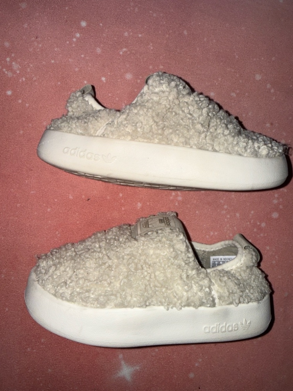 adidas toddler Kids Sherpa Slip-On Sneakers in Cream 12.5k puffylette 360 c - Picture 5 of 8